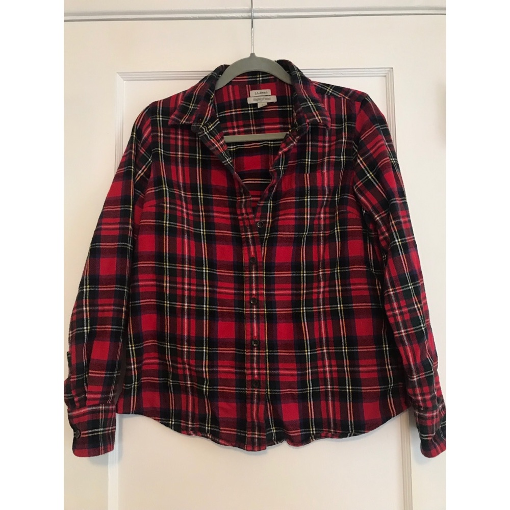 LL Bean fitted flannel🍂
